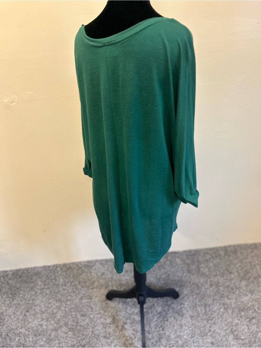 Ivoire Forest Green Lightweight Top Women’s Size L